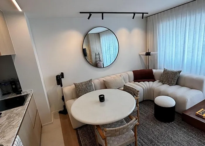 Coastal Comfort In The Heart Of Knokke With Terrace & Sea Views קנוקה-הייסט